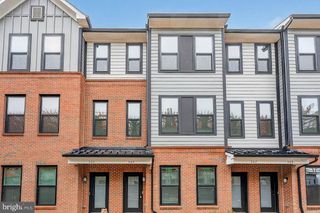 505 SADIE CIR, New Brunswick, NJ 08901