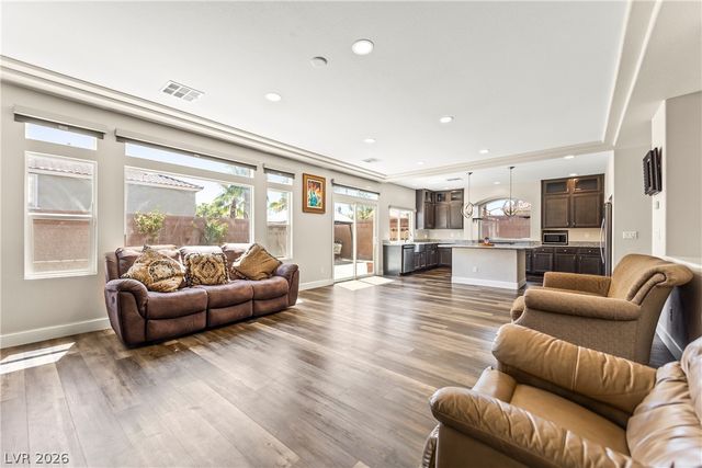 8256 Dover Canyon Court, Las Vegas, NV 89139
