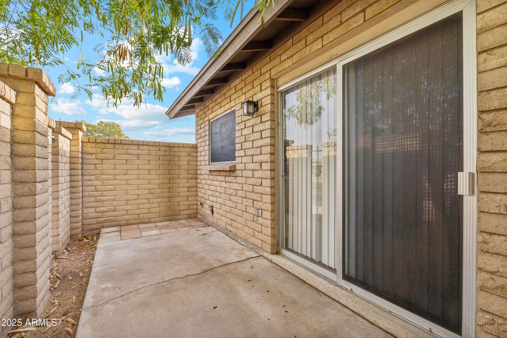 Image 12 of property listing at 3403 S Hardy Drive, Tempe, AZ 85282
