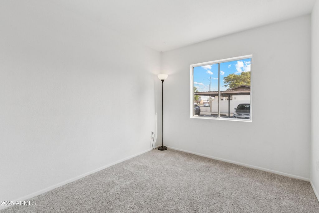 Image 9 of property listing at 3403 S Hardy Drive, Tempe, AZ 85282