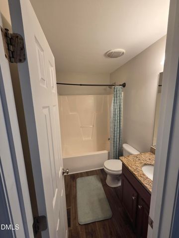 105 Jj Drive, Benson, NC 27504