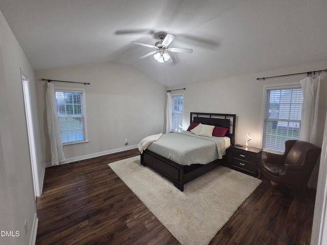 105 Jj Drive, Benson, NC 27504