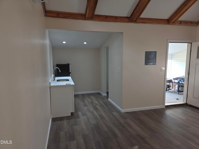 105 Jj Drive, Benson, NC 27504