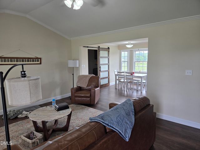 105 Jj Drive, Benson, NC 27504