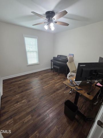 105 Jj Drive, Benson, NC 27504