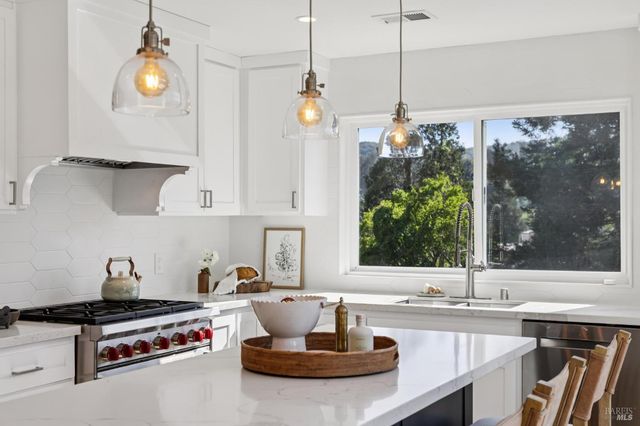 31 Alvarado Ave, Mill Valley, CA 94941