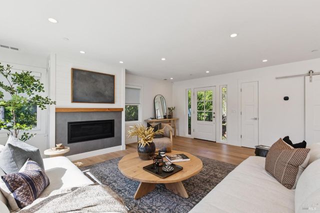 31 Alvarado Ave, Mill Valley, CA 94941