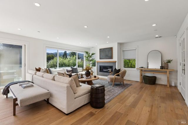 31 Alvarado Ave, Mill Valley, CA 94941