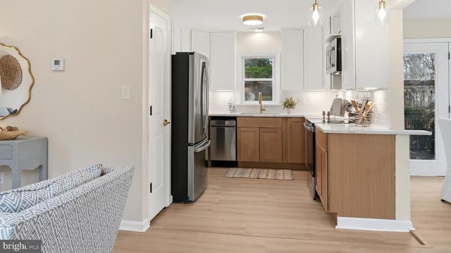 4937 ASPEN ST, Shady Side, MD 20764