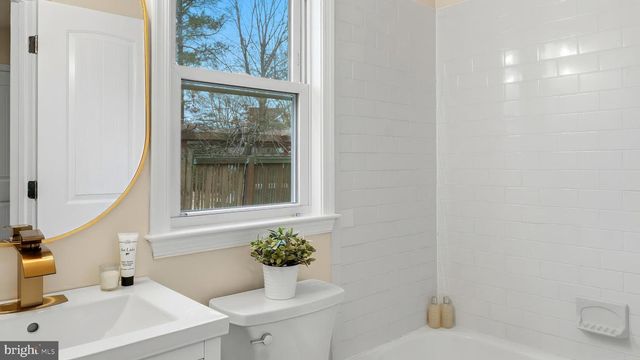 4937 ASPEN ST, Shady Side, MD 20764