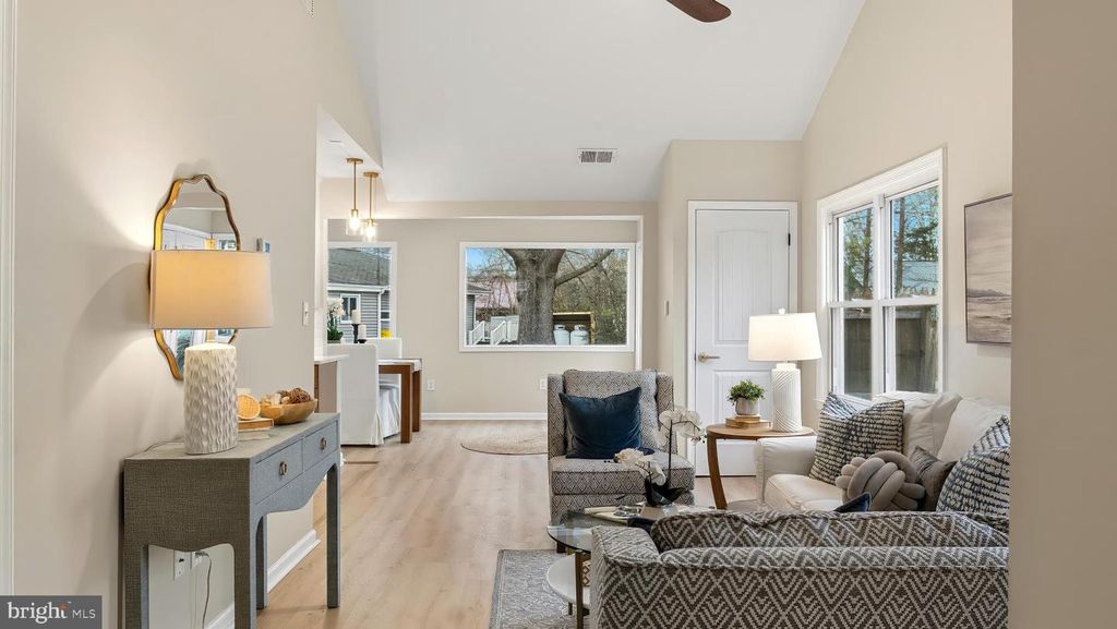 4937 ASPEN ST, Shady Side, MD 20764