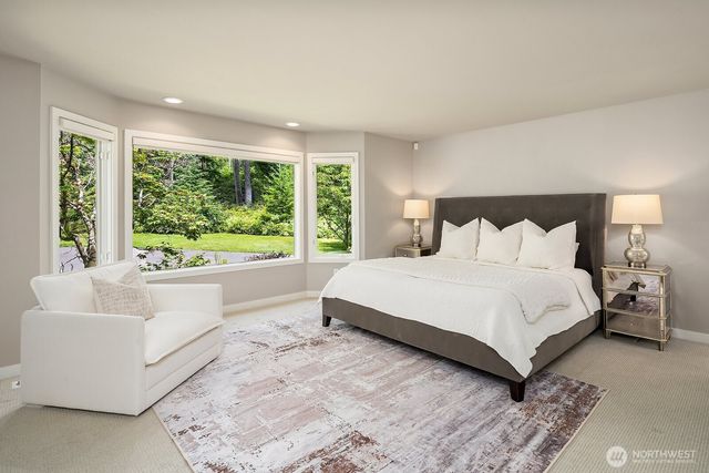 8804 221st Avenue NE, Redmond, WA 98053