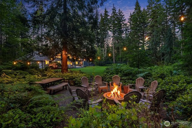 8804 221st Avenue NE, Redmond, WA 98053