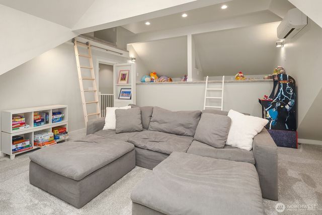 8804 221st Avenue NE, Redmond, WA 98053