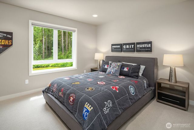 8804 221st Avenue NE, Redmond, WA 98053