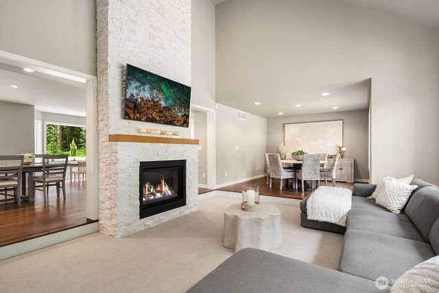 8804 221st Avenue NE, Redmond, WA 98053