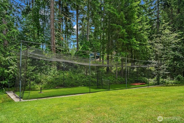 8804 221st Avenue NE, Redmond, WA 98053