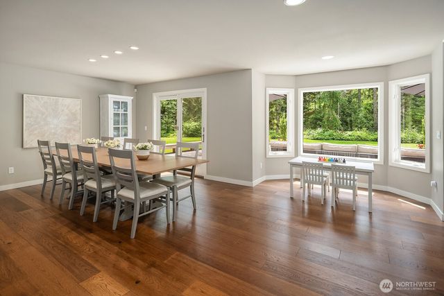 8804 221st Avenue NE, Redmond, WA 98053