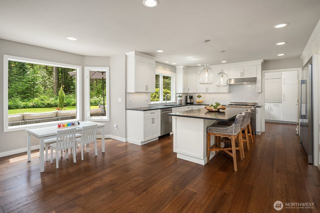 8804 221st Avenue NE, Redmond, WA 98053