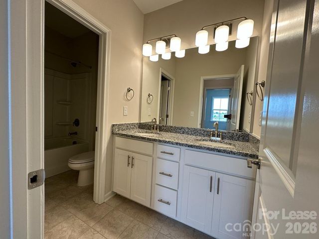 9233 Harwen Lane, Charlotte, NC 28215
