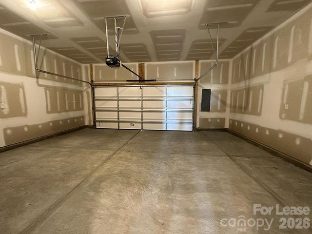 9233 Harwen Lane, Charlotte, NC 28215