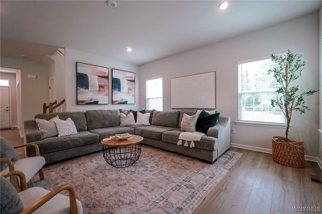 6375 Deanna Drive, Boston, NY 14075