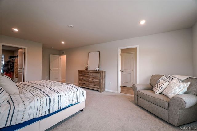 6375 Deanna Drive, Boston, NY 14075