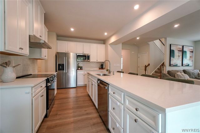 6375 Deanna Drive, Boston, NY 14075
