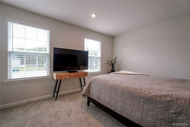 6375 Deanna Drive, Boston, NY 14075