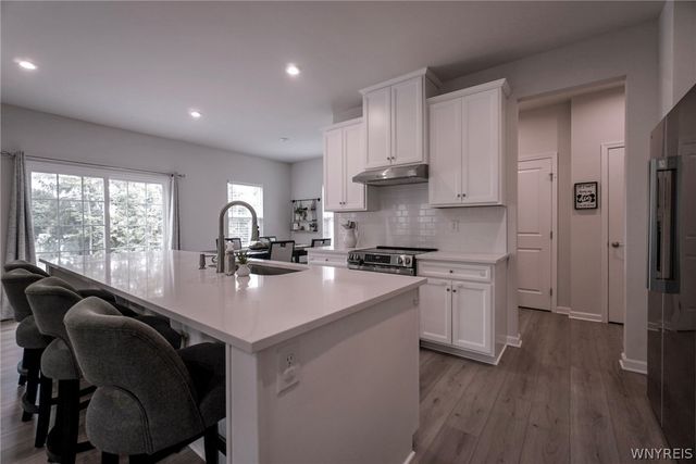 6375 Deanna Drive, Boston, NY 14075