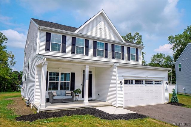 6375 Deanna Drive, Boston, NY 14075