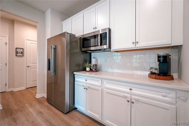 6375 Deanna Drive, Boston, NY 14075