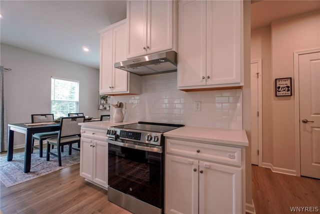 6375 Deanna Drive, Boston, NY 14075