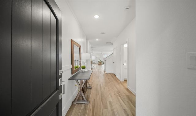 7807 Jade Crest Drive, Angleton, TX 77515