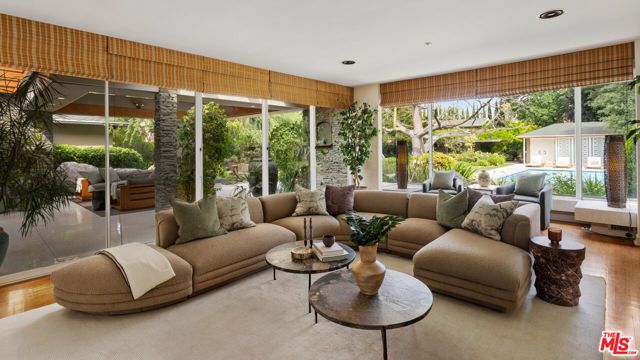 4816 Encino Avenue, Encino (los Angeles), CA 91316