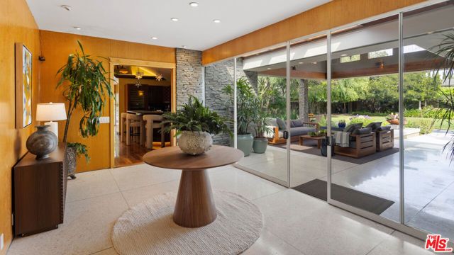 4816 Encino Avenue, Encino (los Angeles), CA 91316