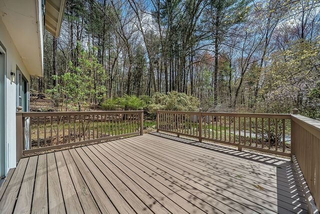 103 Newtown Rd, Acton, MA 01720