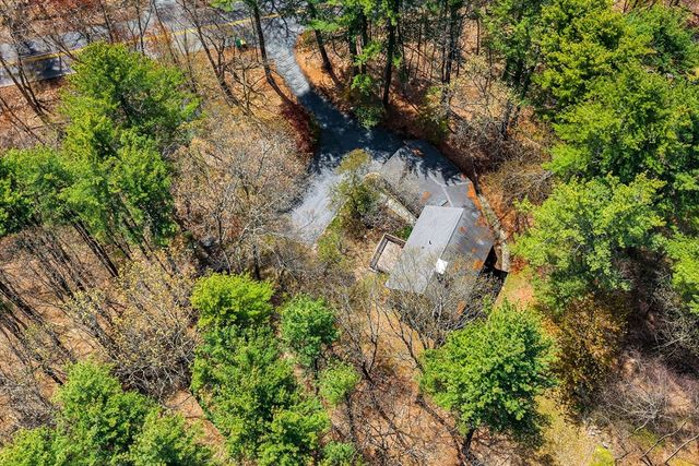 103 Newtown Rd, Acton, MA 01720