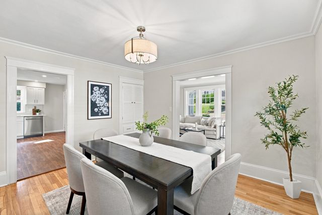 31 Barnard Rd, Worcester, MA 01605