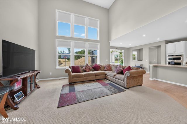 55777 Beacon Shore Drive, Utica, MI 48315