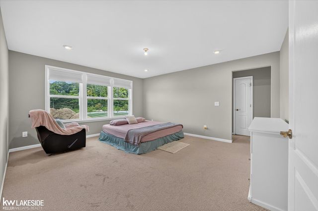 55777 Beacon Shore Drive, Utica, MI 48315