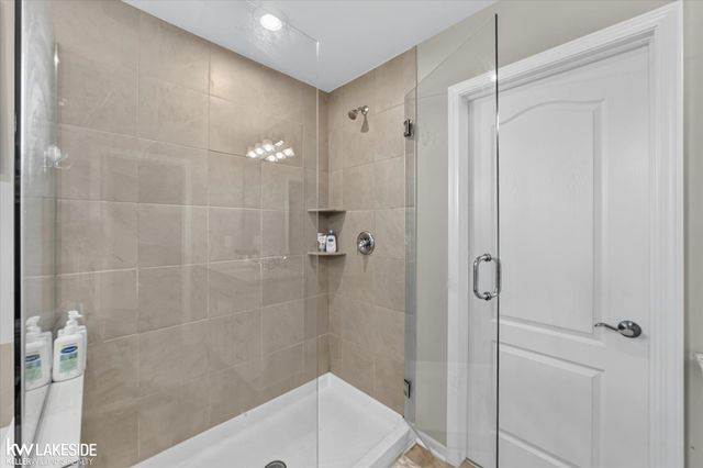 55777 Beacon Shore Drive, Utica, MI 48315