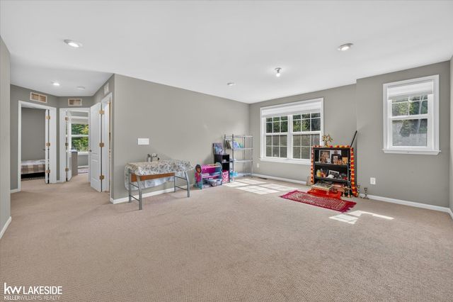 55777 Beacon Shore Drive, Utica, MI 48315