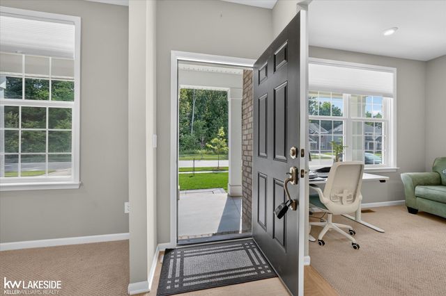 55777 Beacon Shore Drive, Utica, MI 48315