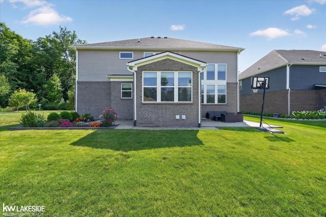 55777 Beacon Shore Drive, Utica, MI 48315