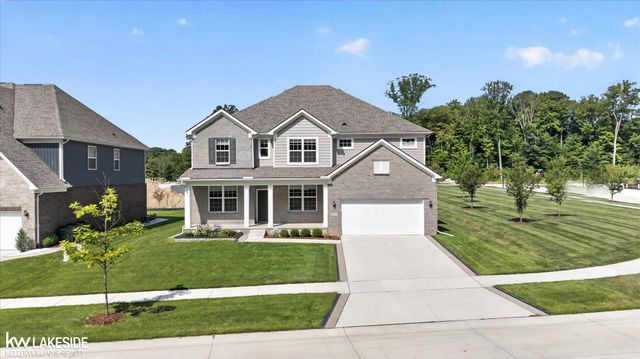 55777 Beacon Shore Drive, Utica, MI 48315