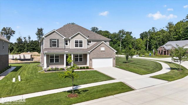 55777 Beacon Shore Drive, Utica, MI 48315
