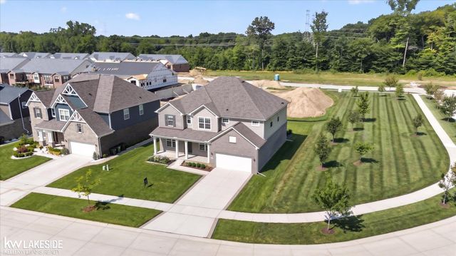 55777 Beacon Shore Drive, Utica, MI 48315