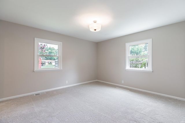 2118 Mahrendale Avenue, Evansville, IN 47714