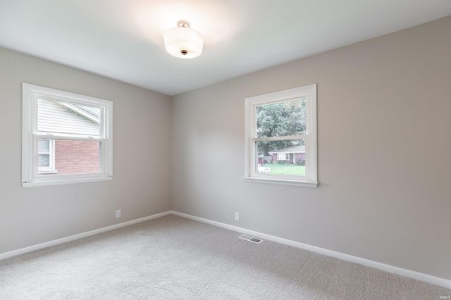 2118 Mahrendale Avenue, Evansville, IN 47714